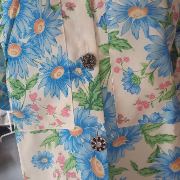 Nwt Voluminous Floral Puff Sleeve Blouse - Picture 14 of 14